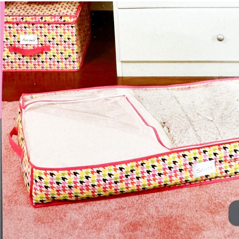 NWT. Macbeth Collection under bed storage bag. Houndstooth. Multi-color